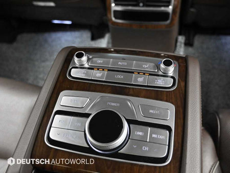 Kia K9 — photo 16