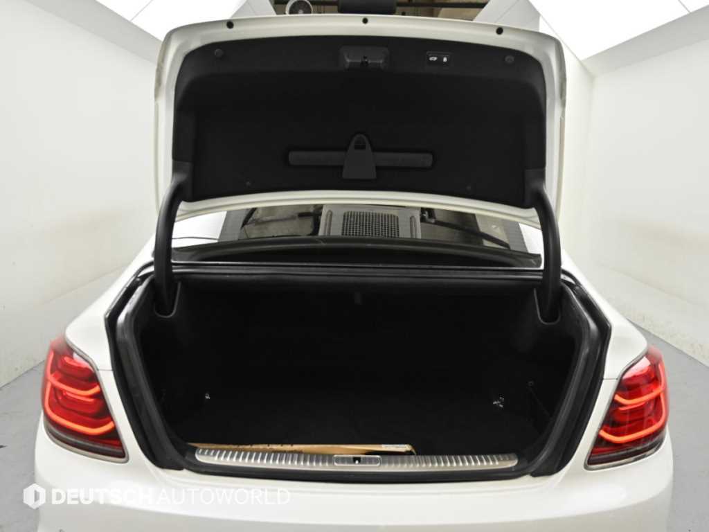 Kia K9 — photo 19