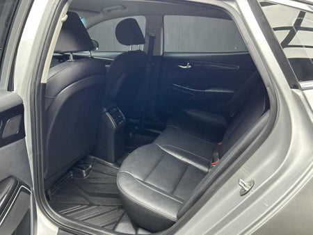 Kia K7 — photo 05