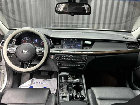 Kia K7 — photo 08