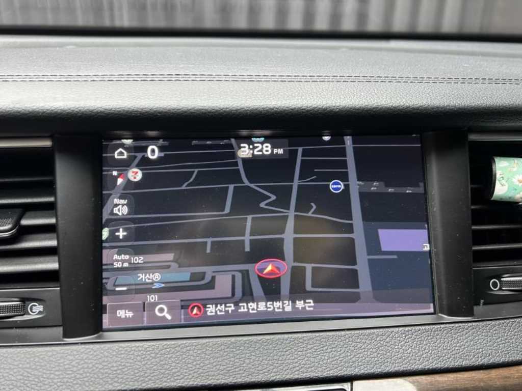 Kia K7 — photo 12