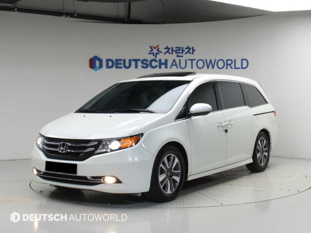 Honda Odyssey — photo 01