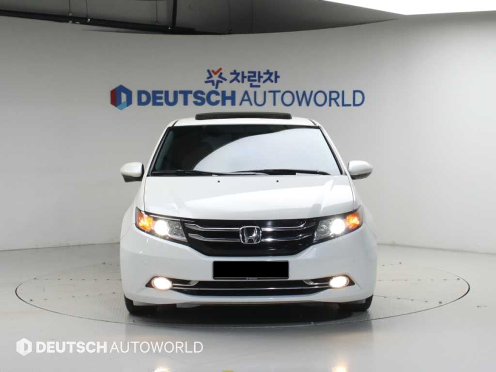 Honda Odyssey — photo 03
