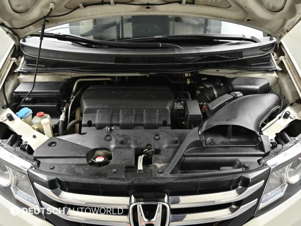 Honda Odyssey — photo 06