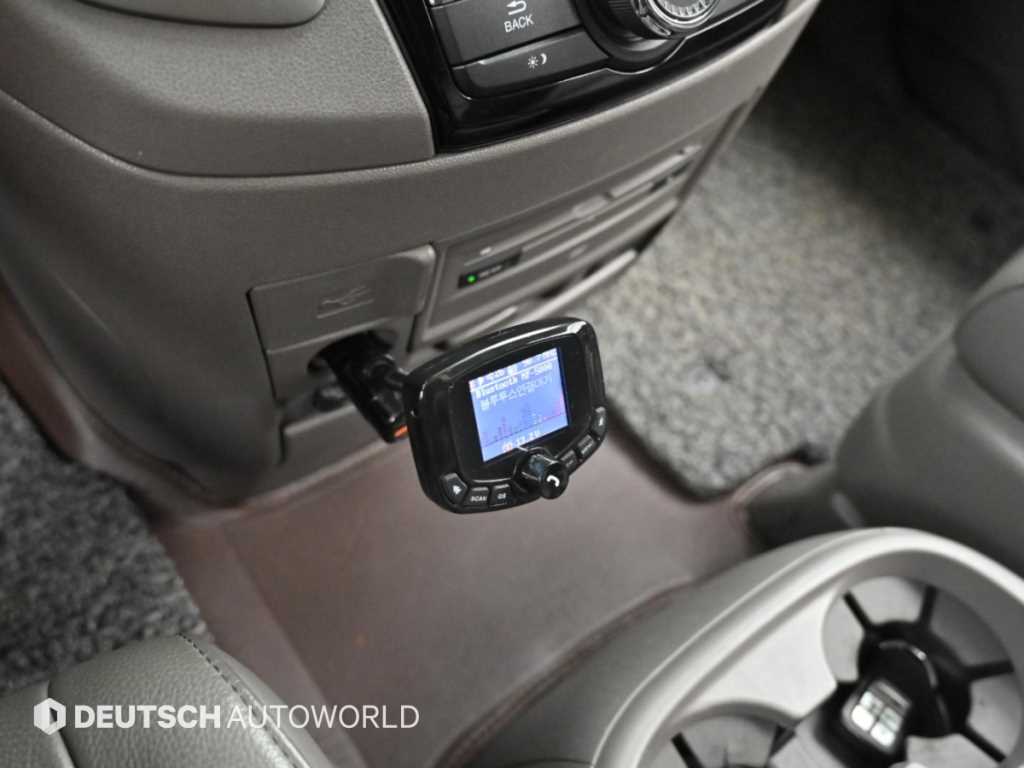 Honda Odyssey — photo 17