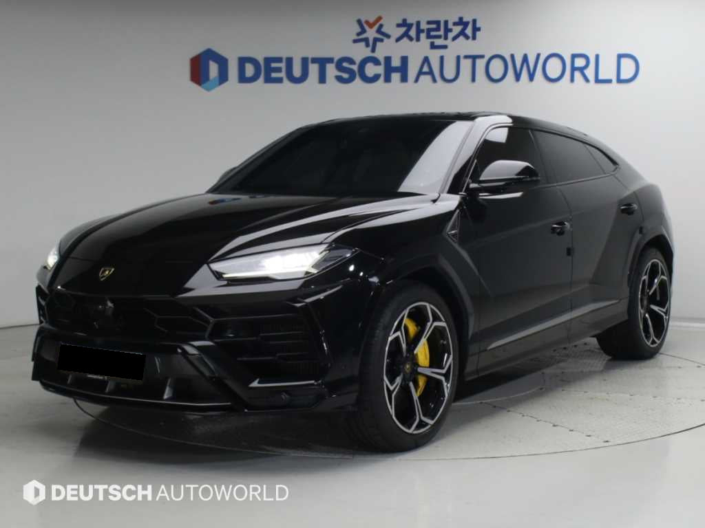 Lamborghini Urus — photo 01