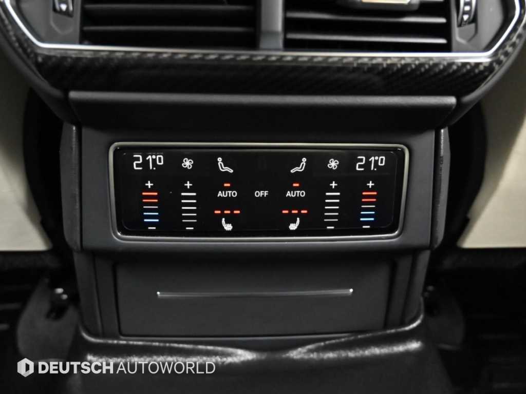 Lamborghini Urus — photo 16
