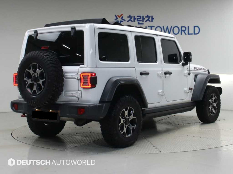 Jeep Wrangler — photo 02