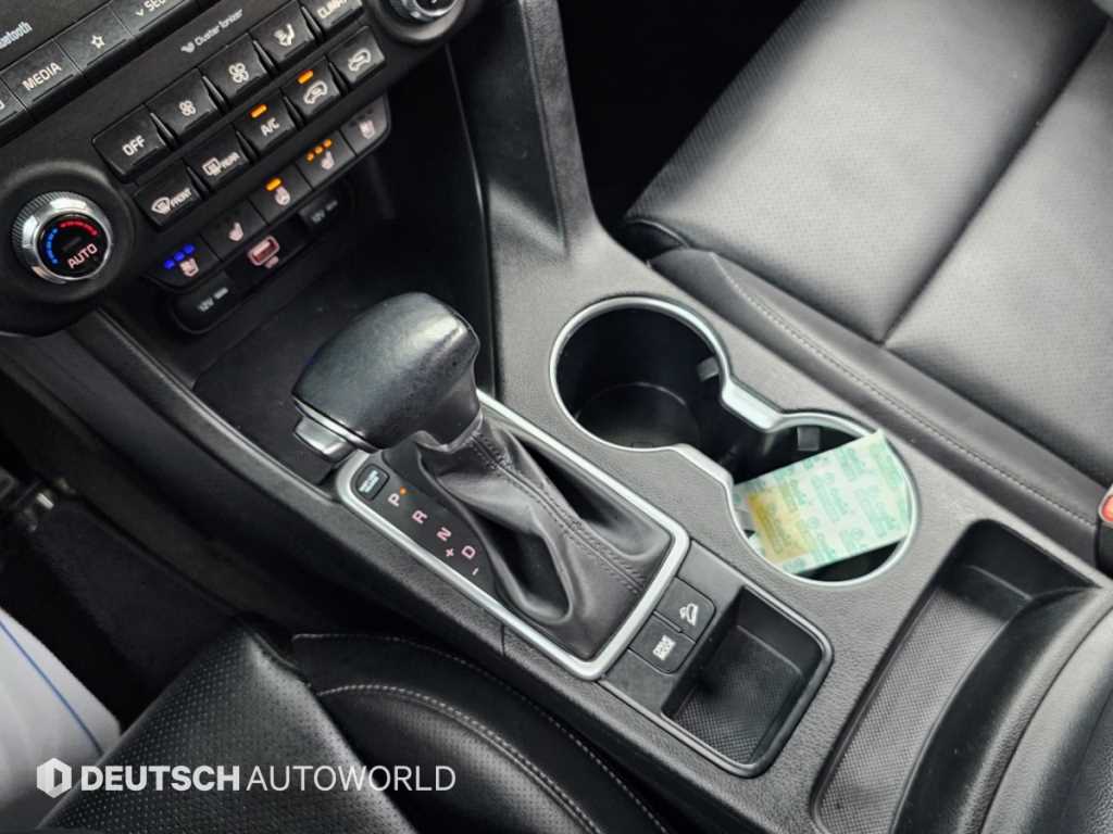 Kia Sportage — photo 09