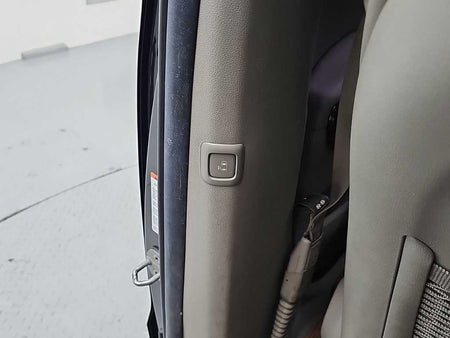 Kia Carnival — photo 14