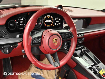 Porsche 911 — photo 13