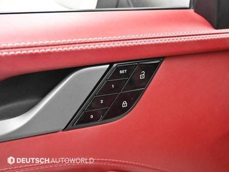 Porsche 911 — photo 16