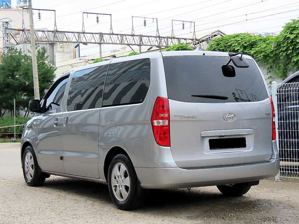 Hyundai Starex — photo 03