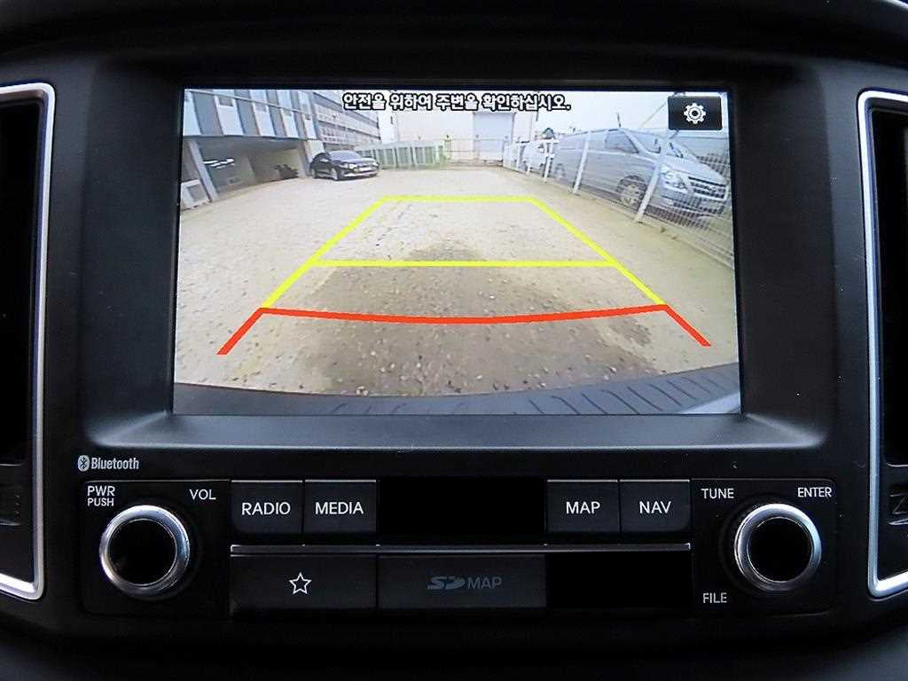 Hyundai Starex — photo 16