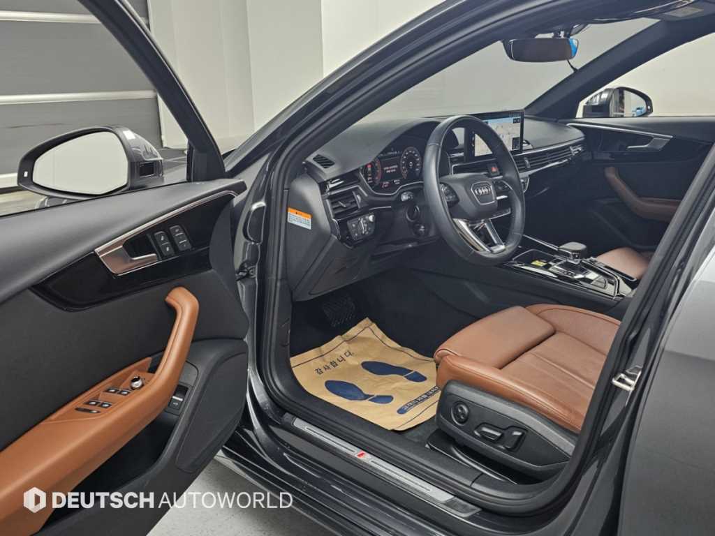 Audi A4 — photo 11
