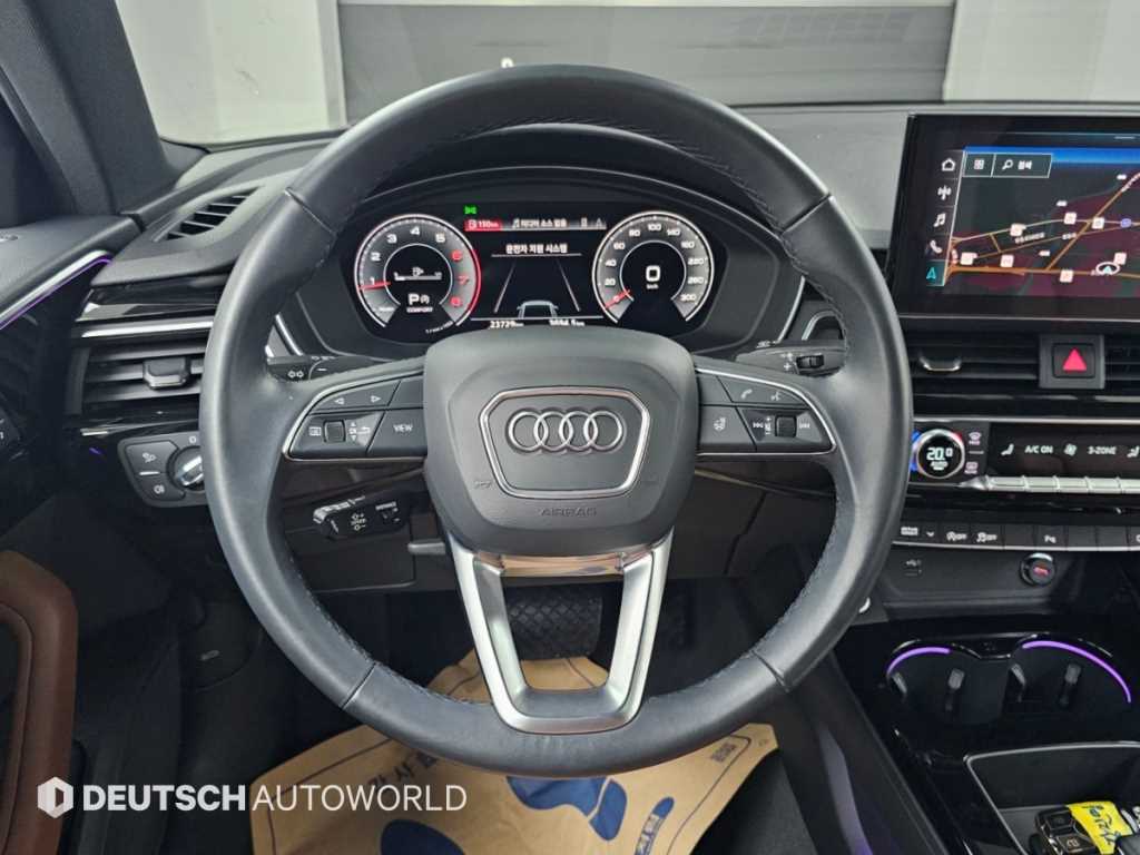 Audi A4 — photo 13