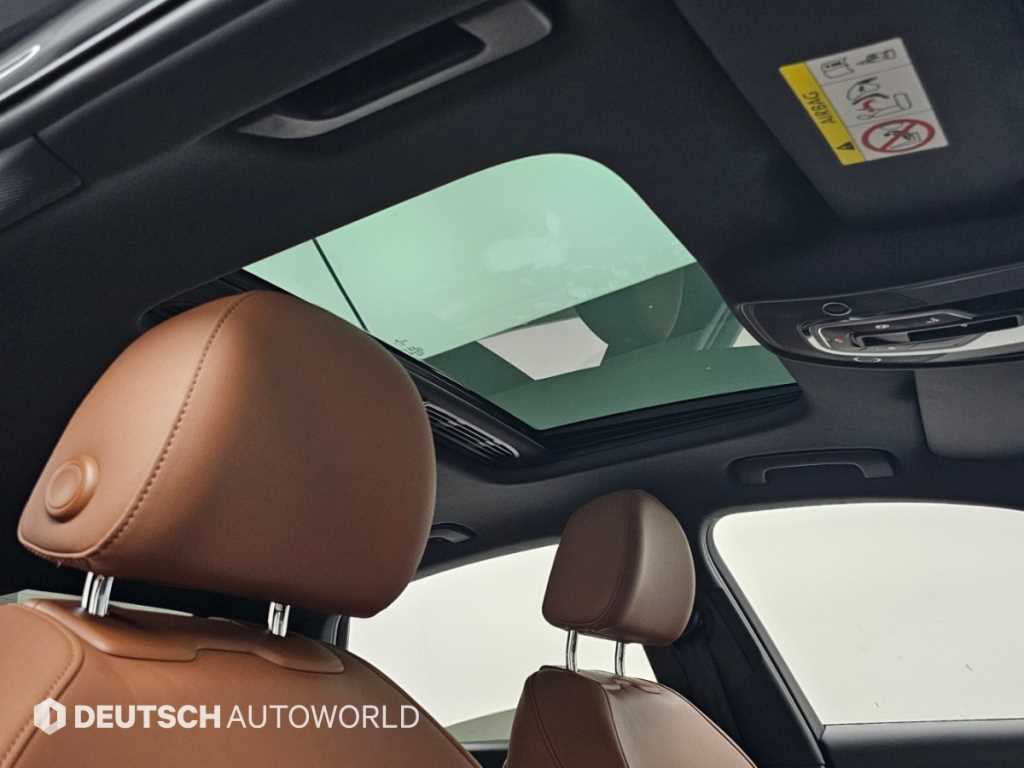 Audi A4 — photo 18