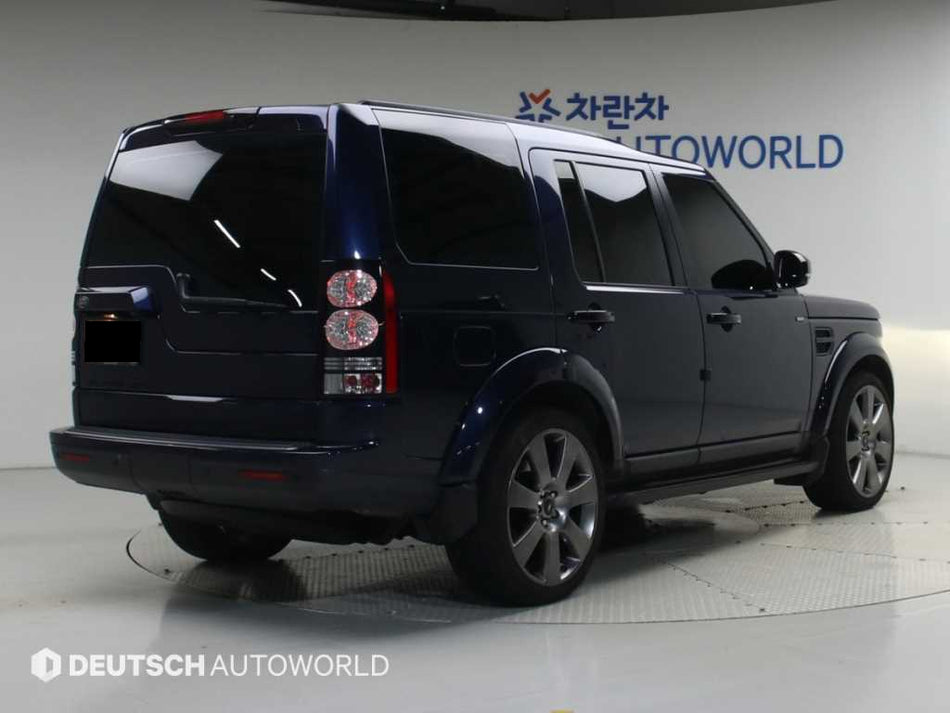 Land Rover Discovery — photo 02