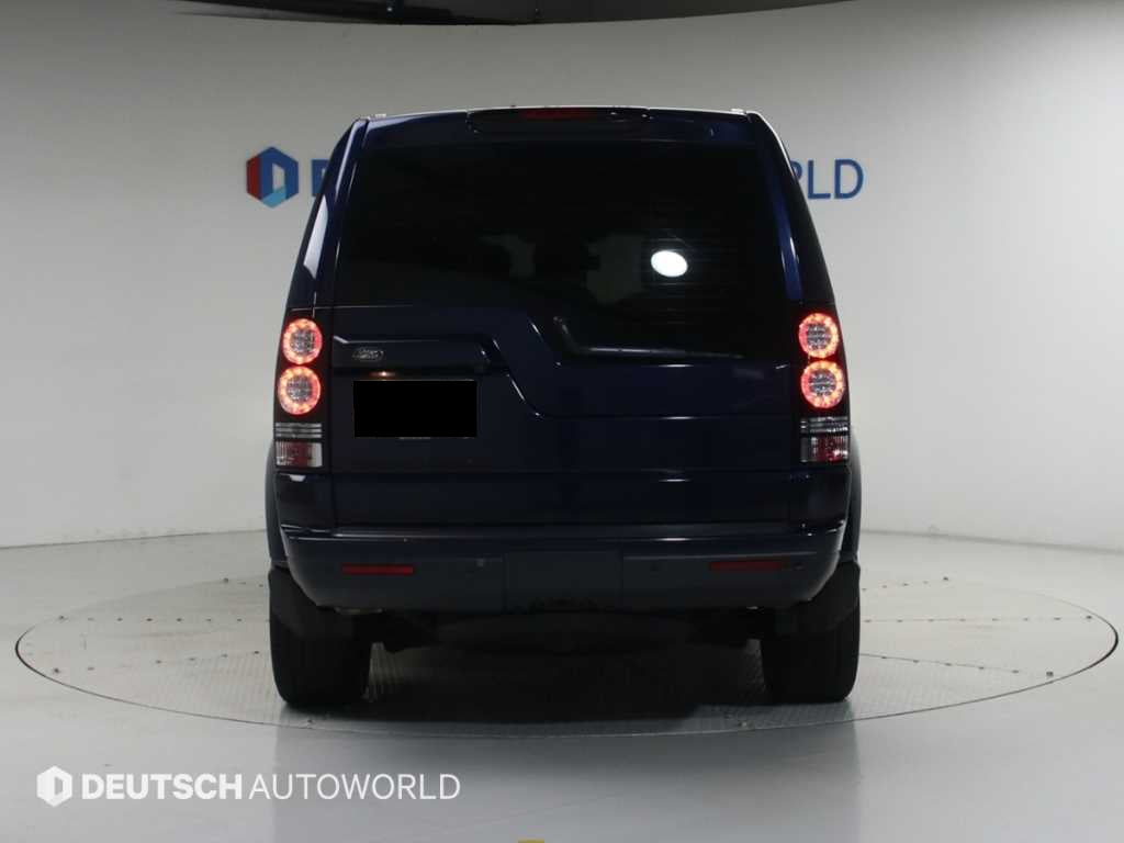 Land Rover Discovery — photo 04