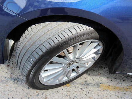 Mercedes-Benz E-Class — photo 20