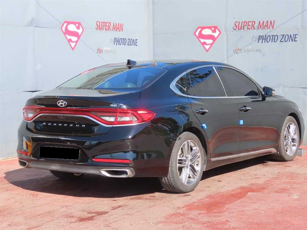 Hyundai Grandeur — photo 03