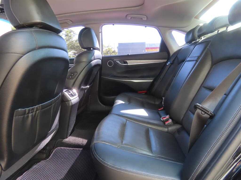 Hyundai Grandeur — photo 07