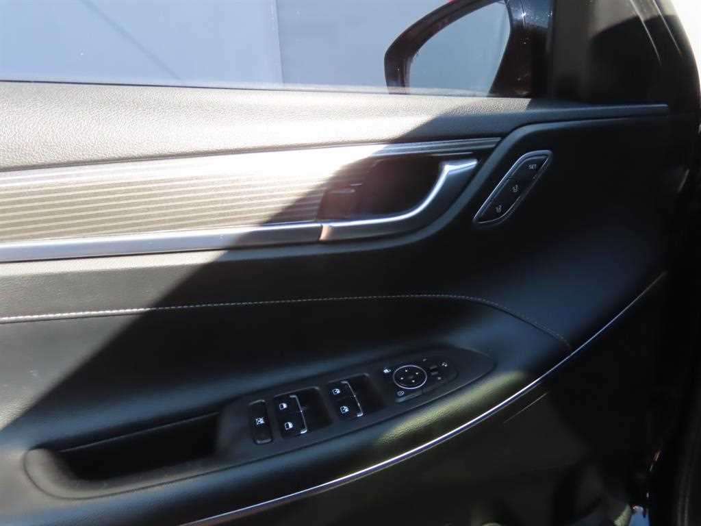 Hyundai Grandeur — photo 14