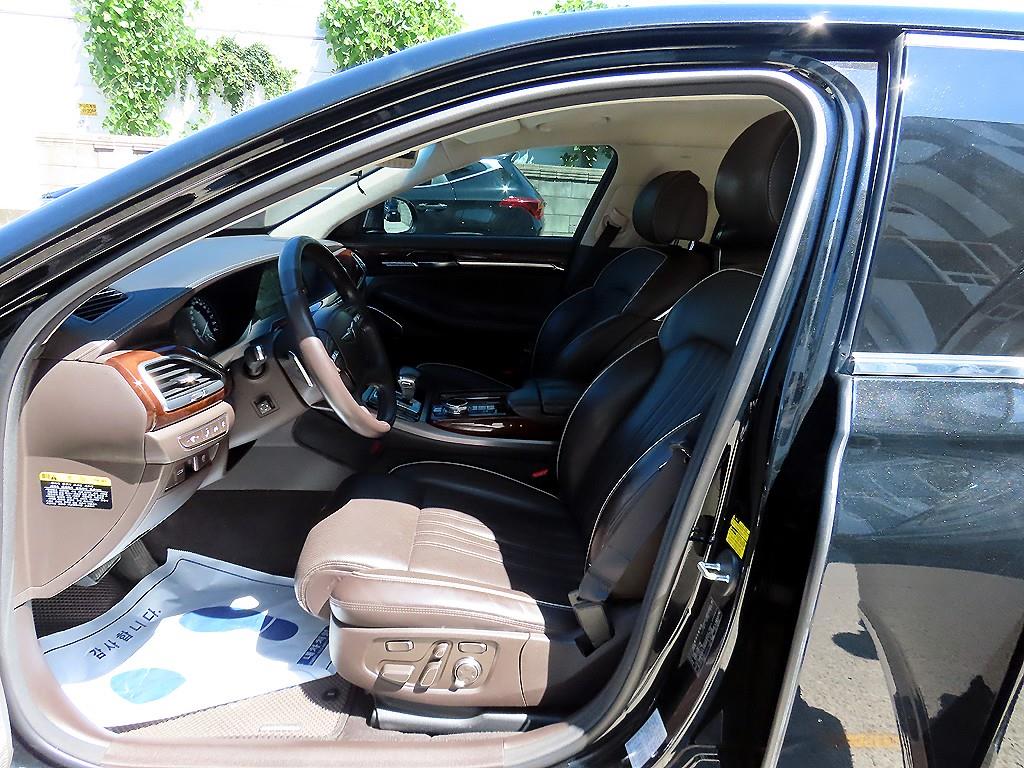 Genesis EQ900 — photo 05