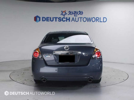 Nissan Altima — photo 04