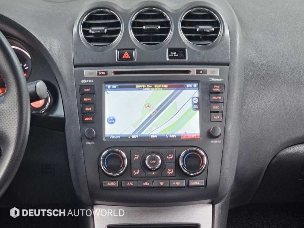 Nissan Altima — photo 14