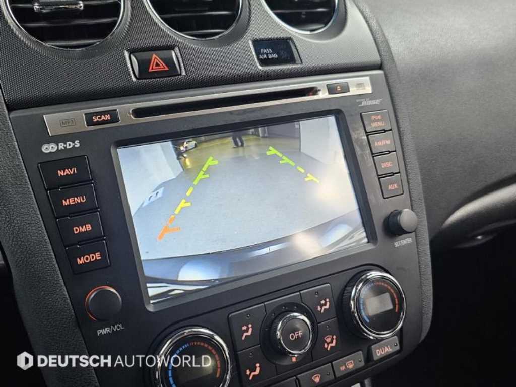 Nissan Altima — photo 15
