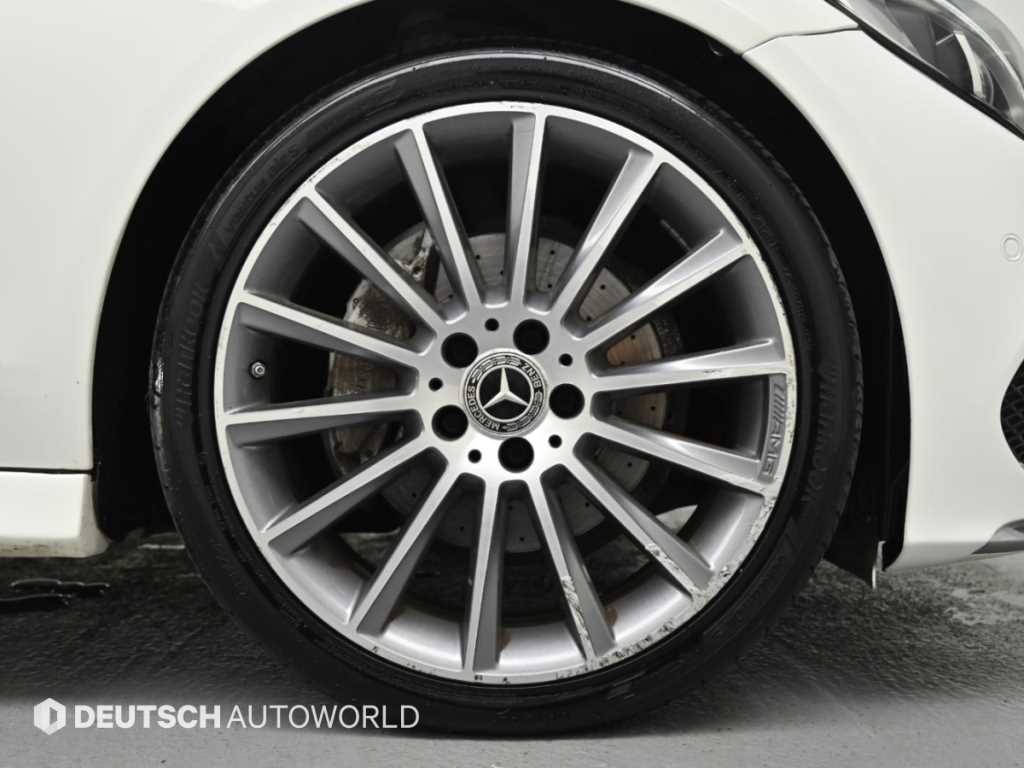 Mercedes-Benz C-Class — photo 05