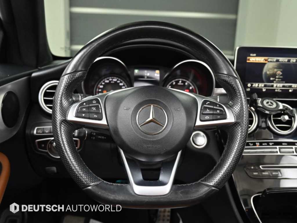 Mercedes-Benz C-Class — photo 13