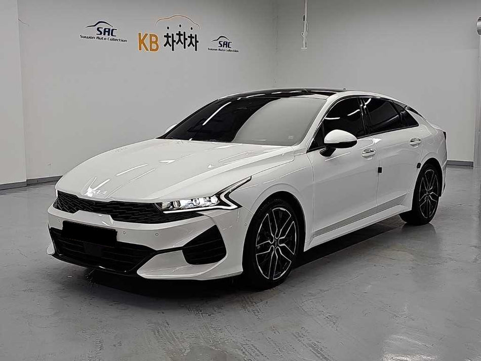 Kia K5 — photo 01