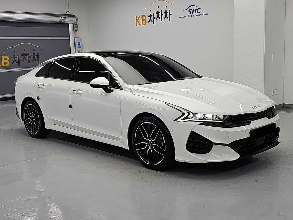 Kia K5 — photo 04