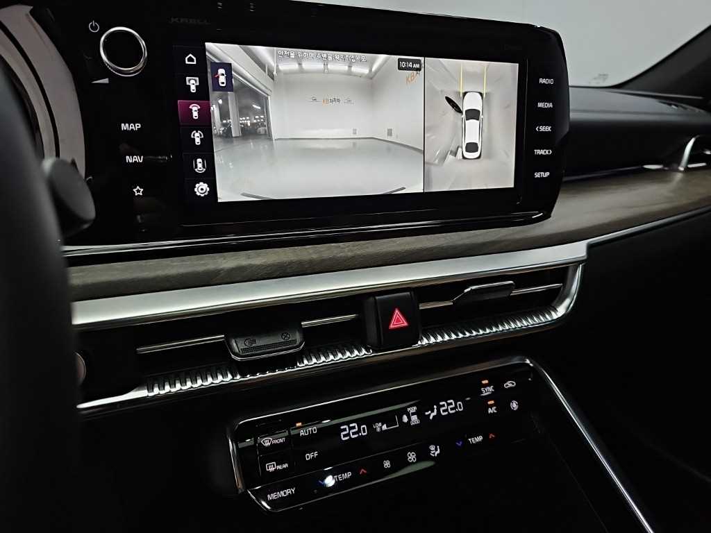 Kia K5 — photo 10