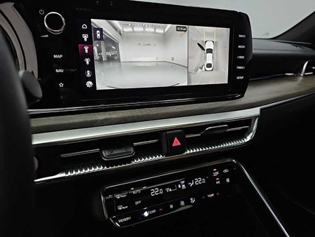 Kia K5 — photo 10