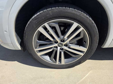 Audi Q5 — photo 10