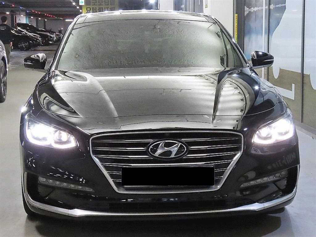 Hyundai Grandeur — photo 02