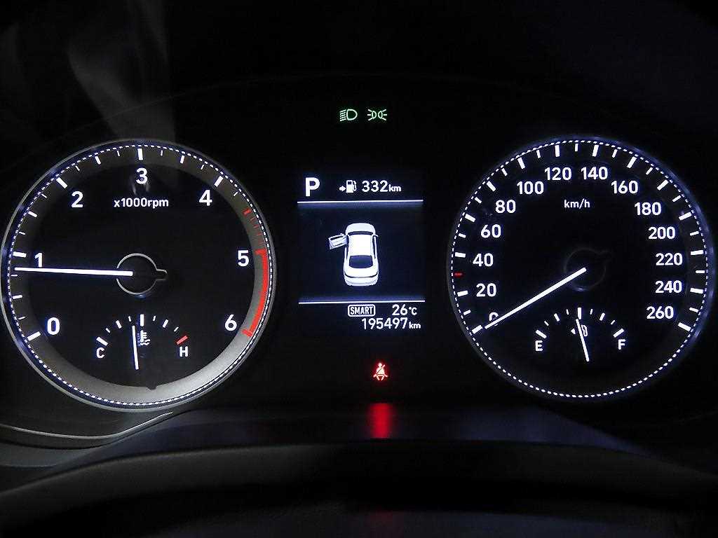 Hyundai Grandeur — photo 09