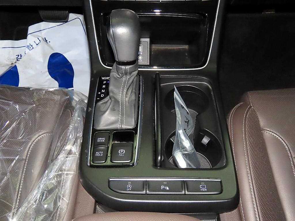 Hyundai Grandeur — photo 12