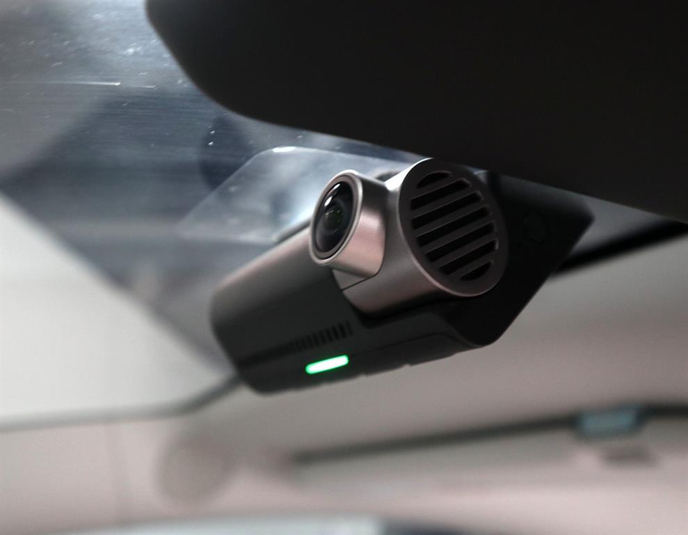 Tesla Model Y — photo 12