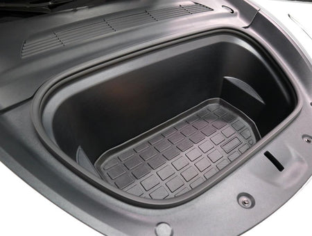 Tesla Model Y — photo 17