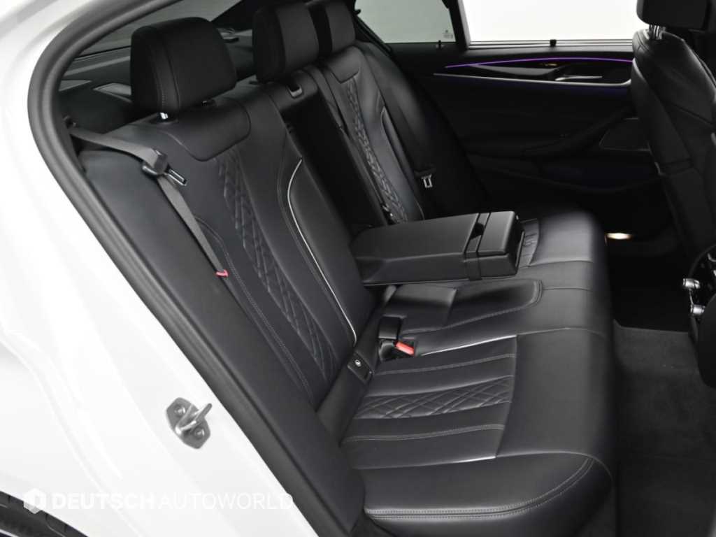 BMW 5-Series — photo 13