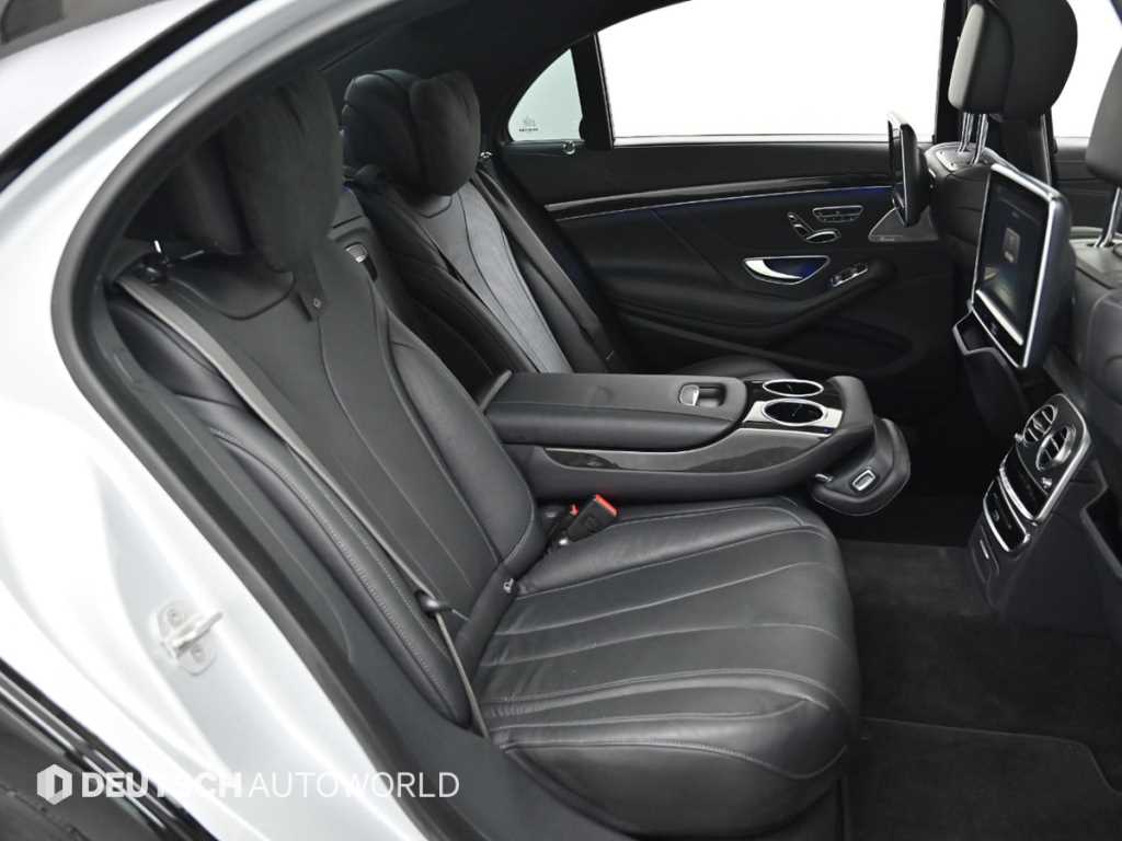 Mercedes-Benz S-Class — photo 12