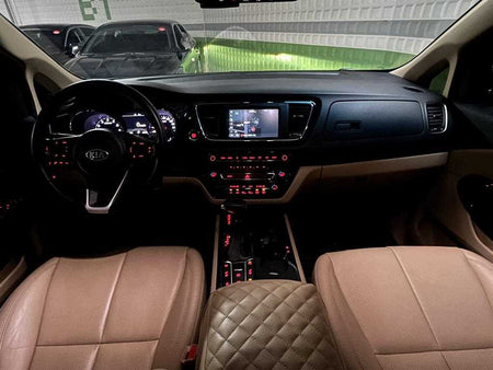 Kia Carnival — photo 07