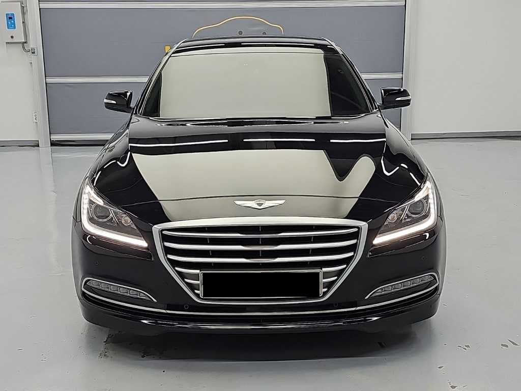 Hyundai Genesis — photo 02