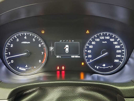 Hyundai Genesis — photo 06