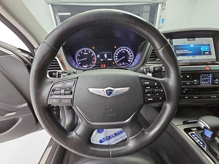Hyundai Genesis — photo 09