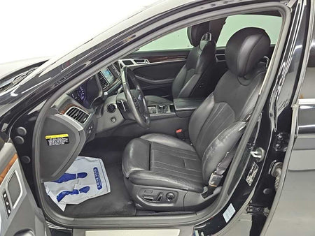 Hyundai Genesis — photo 11